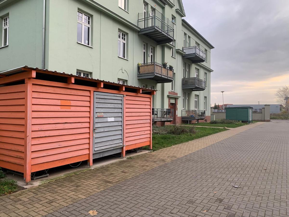 Ruhig - Privatparkplatz - Barrierearm Quiet - Private Car Park - Low Barrier Magdeburg Zewnętrze zdjęcie