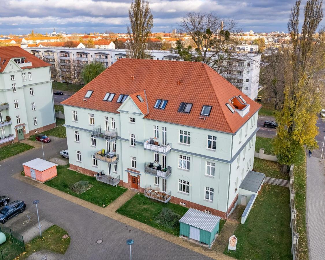 Ruhig - Privatparkplatz - Barrierearm Quiet - Private Car Park - Low Barrier Magdeburg Zewnętrze zdjęcie